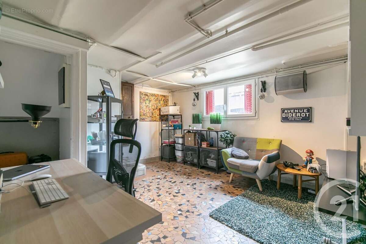 Maison à SAINT-MAUR-DES-FOSSES