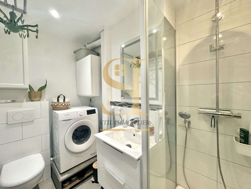 Appartement à COMBS-LA-VILLE