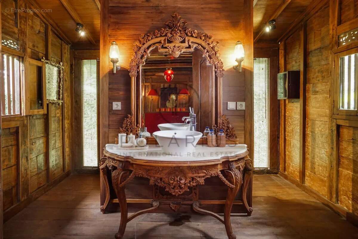 Chef-d'œuvre rare en bord de mer - Domaine patrimonial en pleine propriété sur la côte ouest intacte de Bali - photo 34