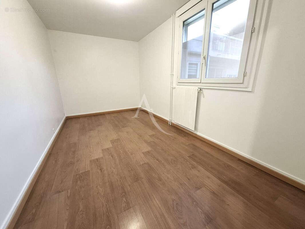 Appartement à LIMEIL-BREVANNES