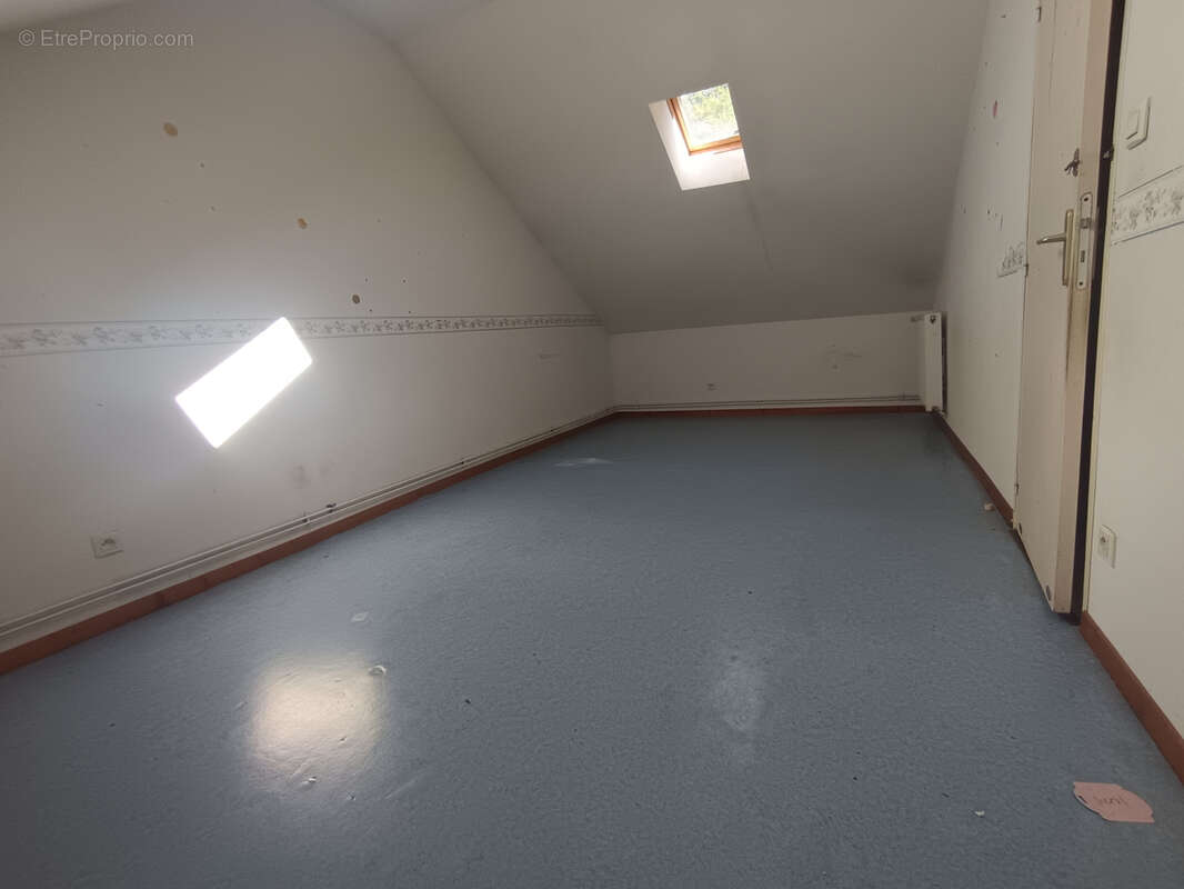Appartement F6 pour premier achat ou investissement locatif. - photo 8
