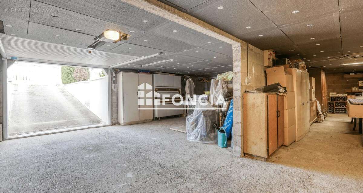 BAGNEUX Maison de plain-pied T4 avec sous-sol total, dans quartier résidentiel calme - photo 12