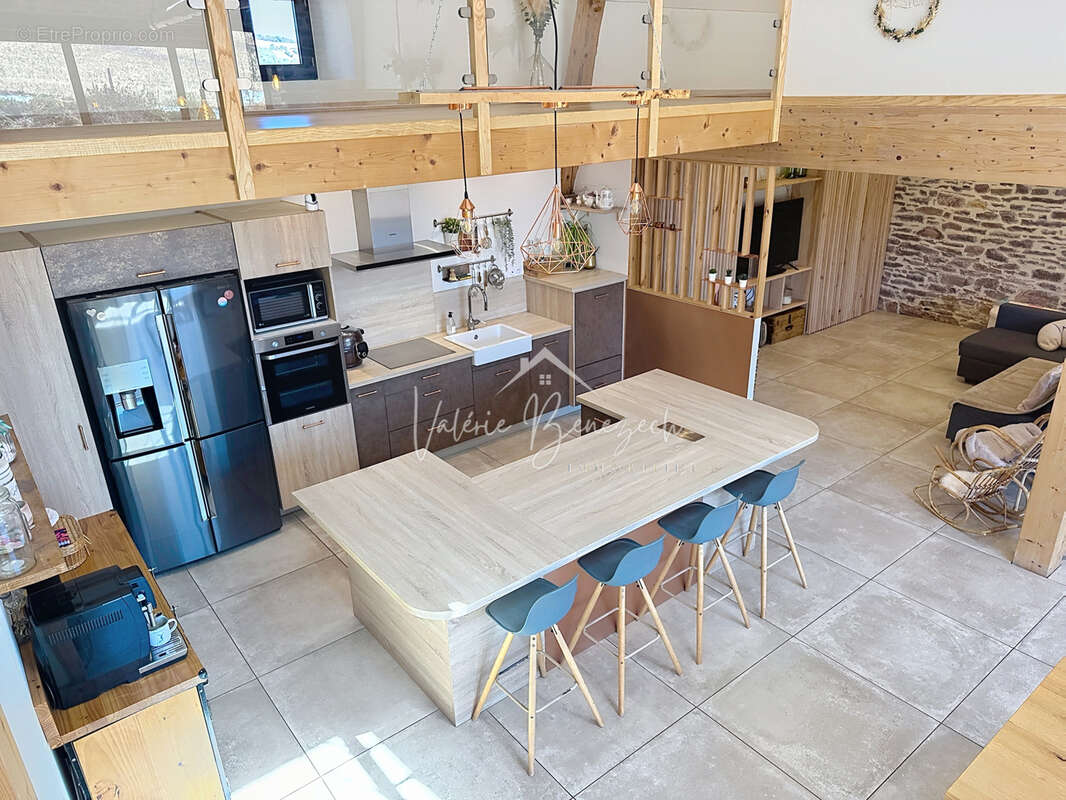 COUP DE COEUR Magnifique grange en pierres rénovée ! - photo 22