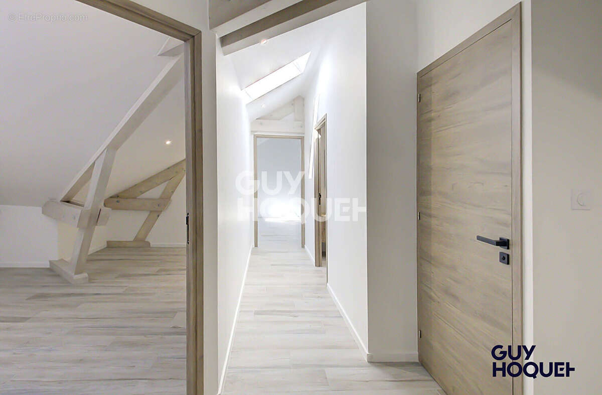 Maison à SAINT-AGNIN-SUR-BION