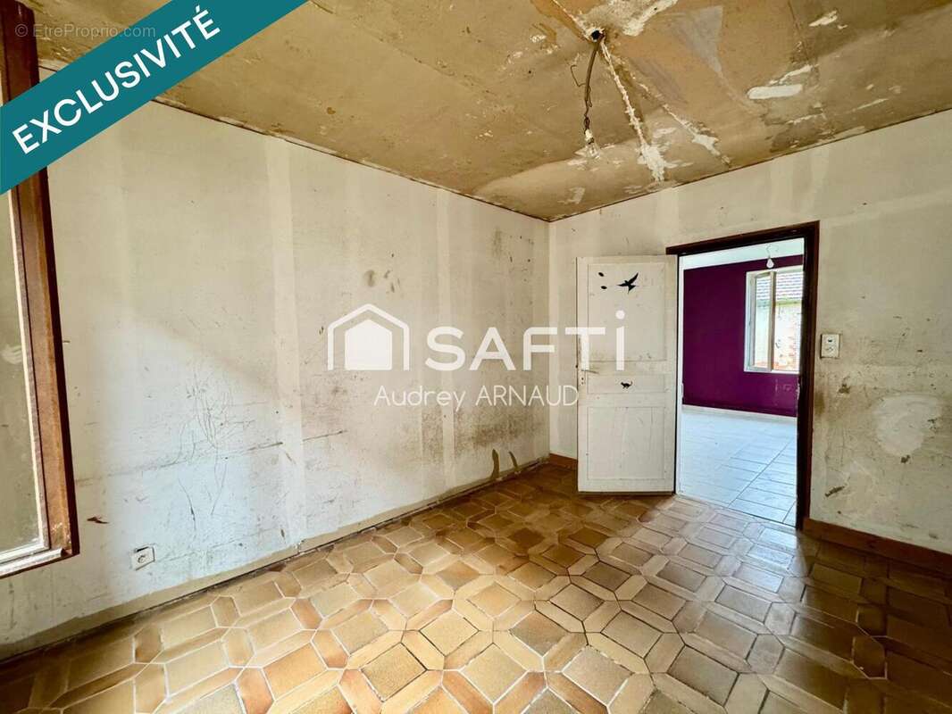 Maison 138 m² à Landogne  - photo 6