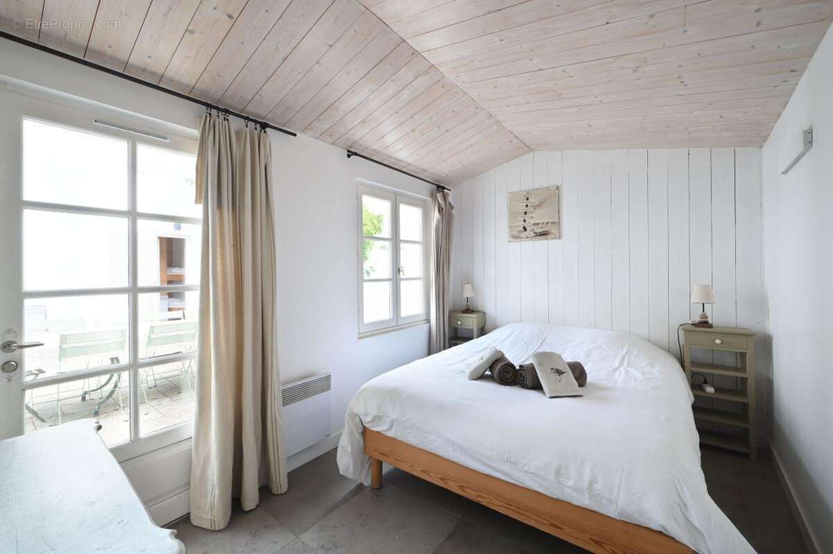 Maison à LE BOIS-PLAGE-EN-RE