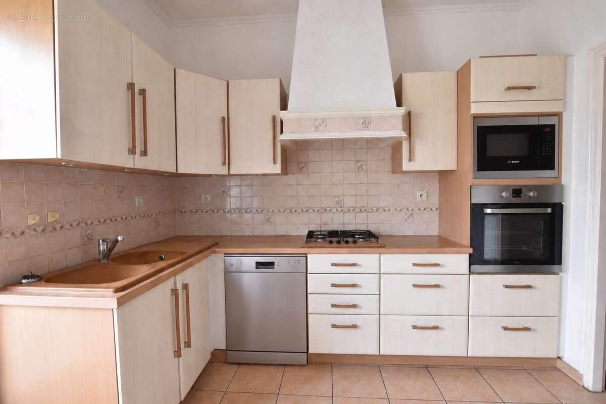 Grand appartement T3 de 94,75 m² avec une cave - photo 4
