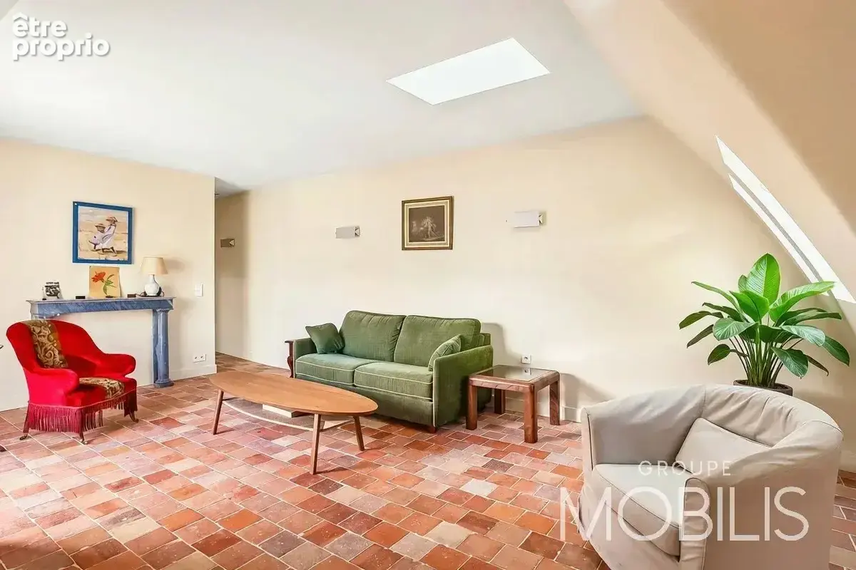 75002 montorgueil - appartement 76,74m2 au sol (65,01m2 carrez) dernier étage - ascenseur - 2 balcons - calme absolu - 1 chambre - photo 3