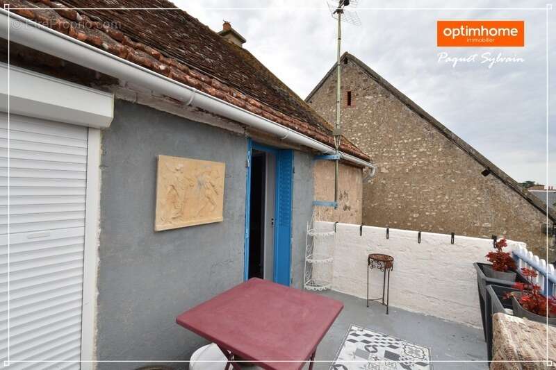 Maison à SOUVIGNY