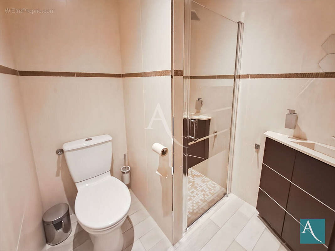 Maison à OLLAINVILLE