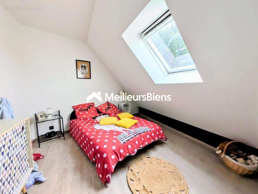 Maison à LE POULIGUEN