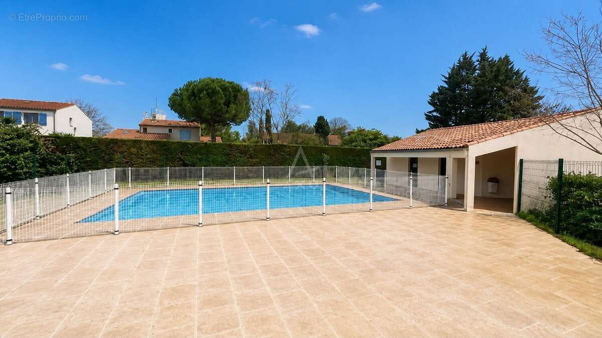 appartement T2 cave parking piscine - photo 3