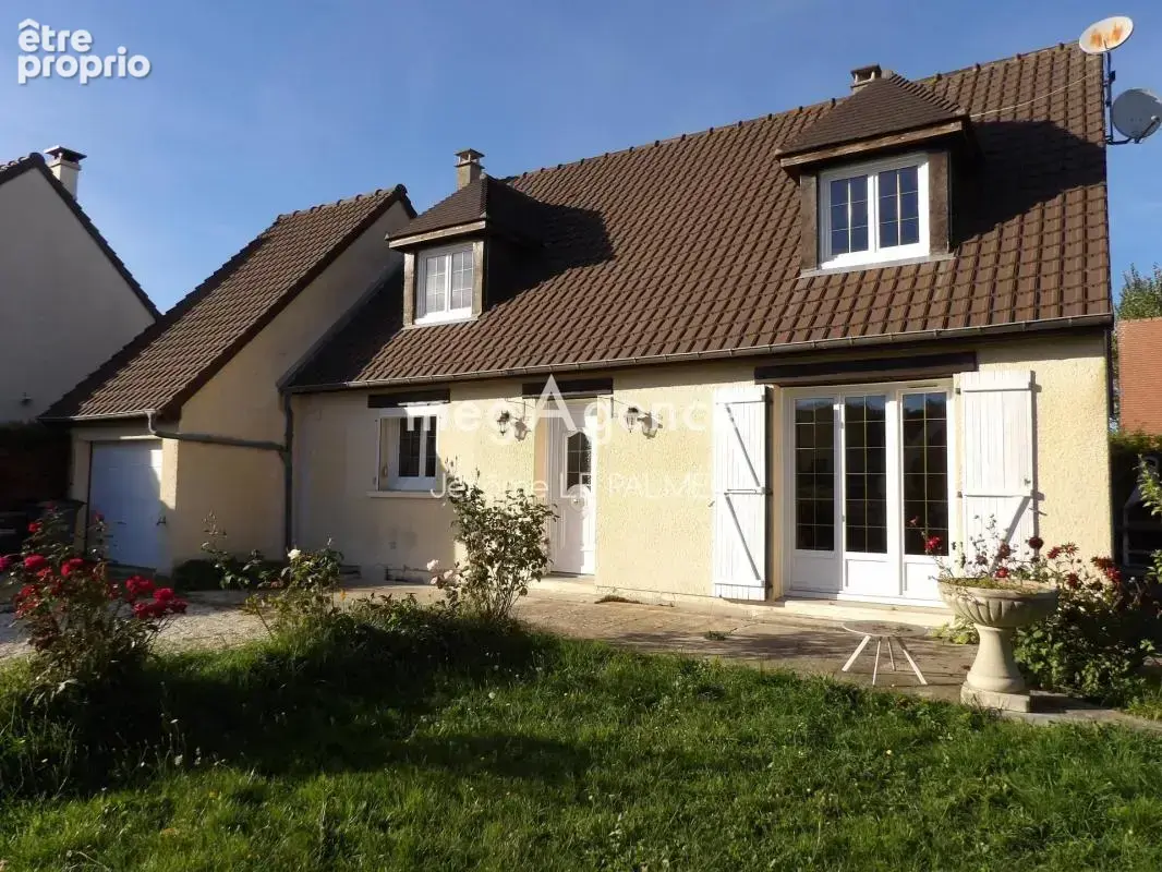 Maison à DOZULE