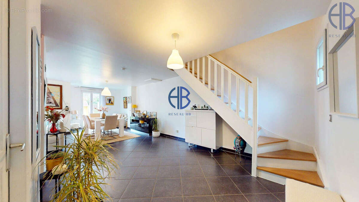 Maison à ROMAINVILLE