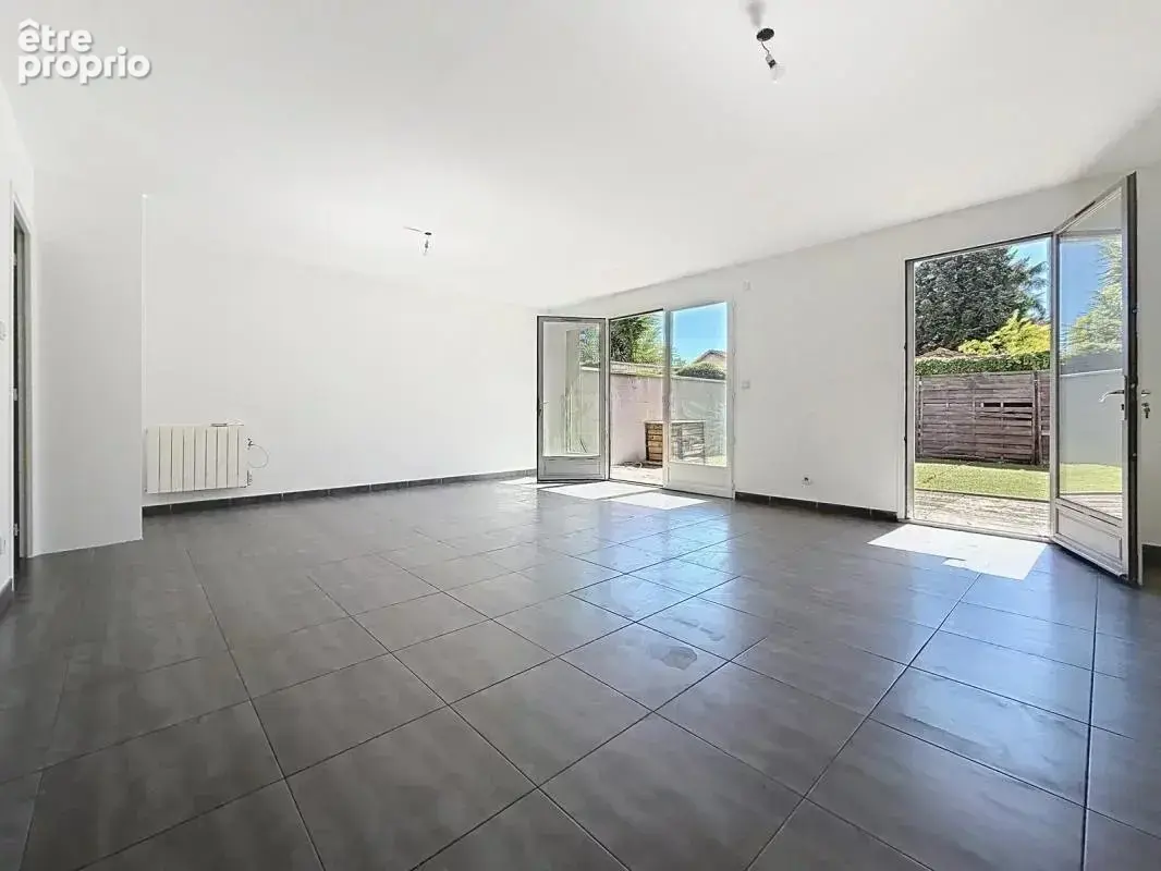 Maison  contemporaine avec terrasse et jardin aux portes de Lyon - photo 6