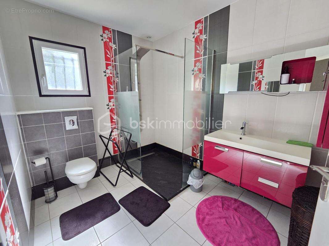 Magnifique Propriété de charme de 204m² à Chaulgnes avec Piscine et dépendances - photo 19