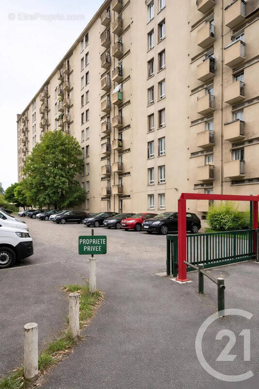 Appartement à GARGES-LES-GONESSE