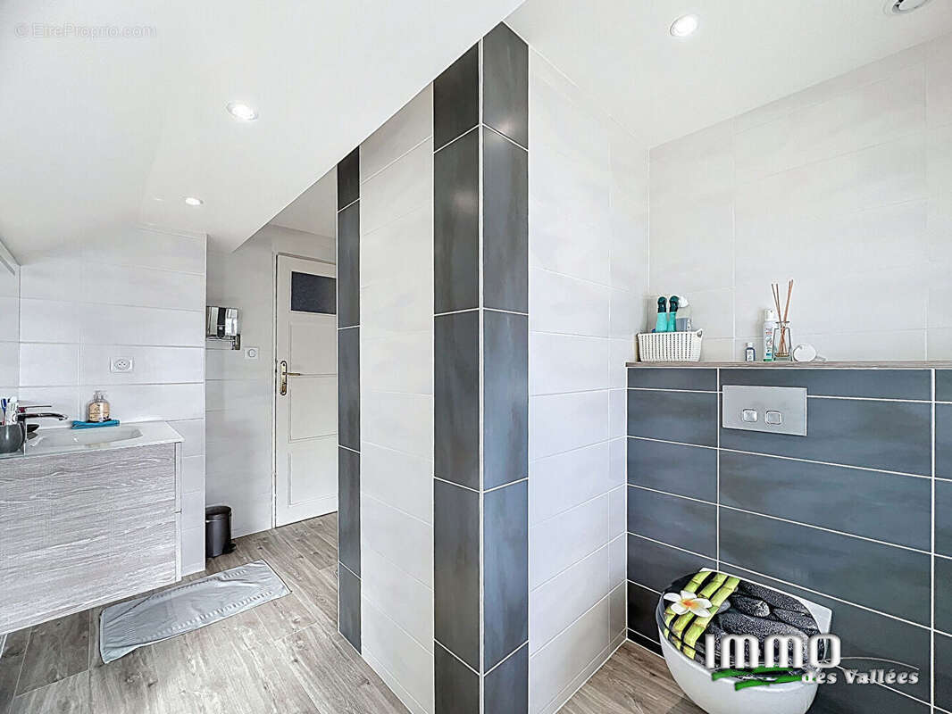 Appartement à LA BRESSE