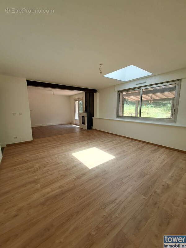Villa T4 de 125m2 habitables avec double garage sur terrain de 1000 m2 - photo 6