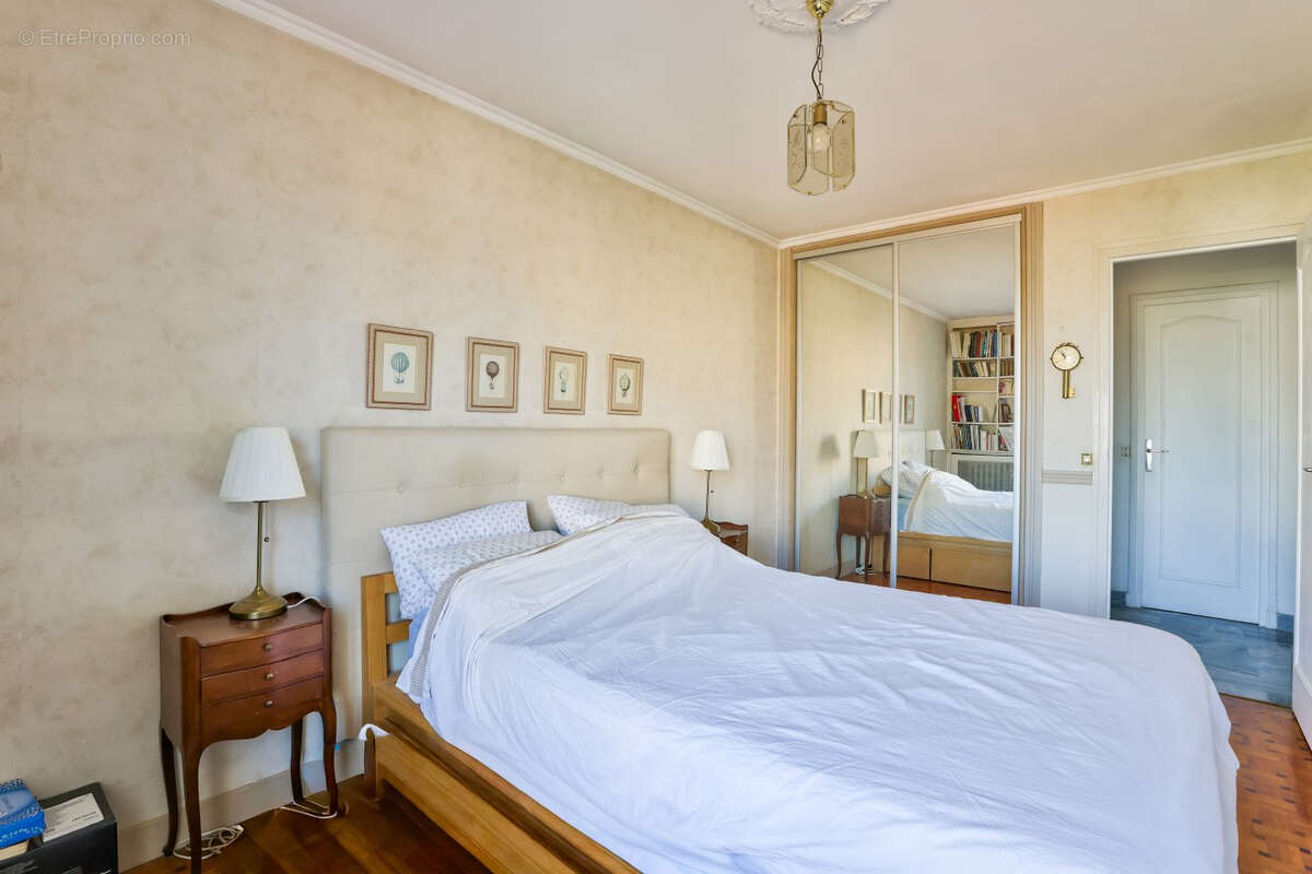 Appartement à NOGENT-SUR-MARNE