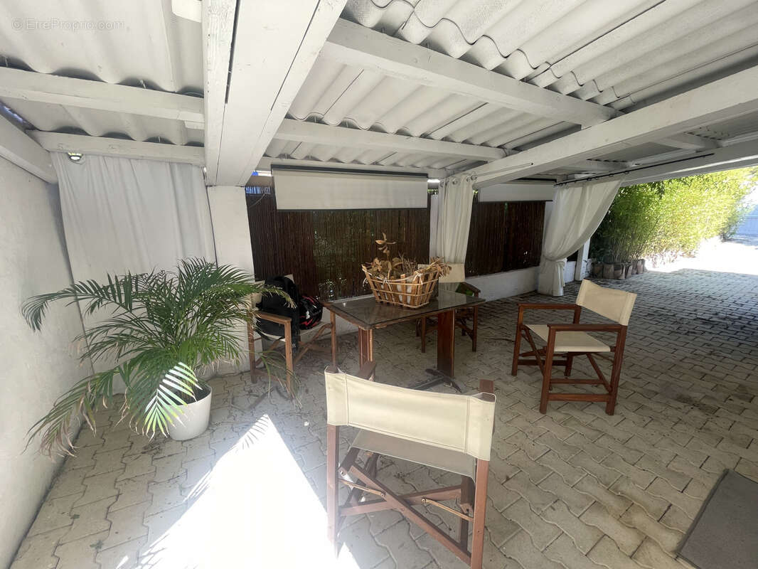 Nyons / proche centre ville / villa 4 pieces / jardin avec piscine - photo 5
