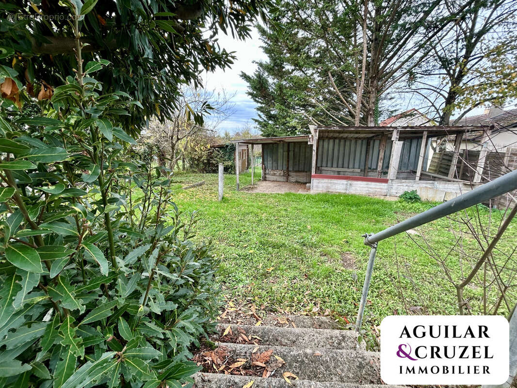 Maison à LA CHAPELLE-SAINT-URSIN