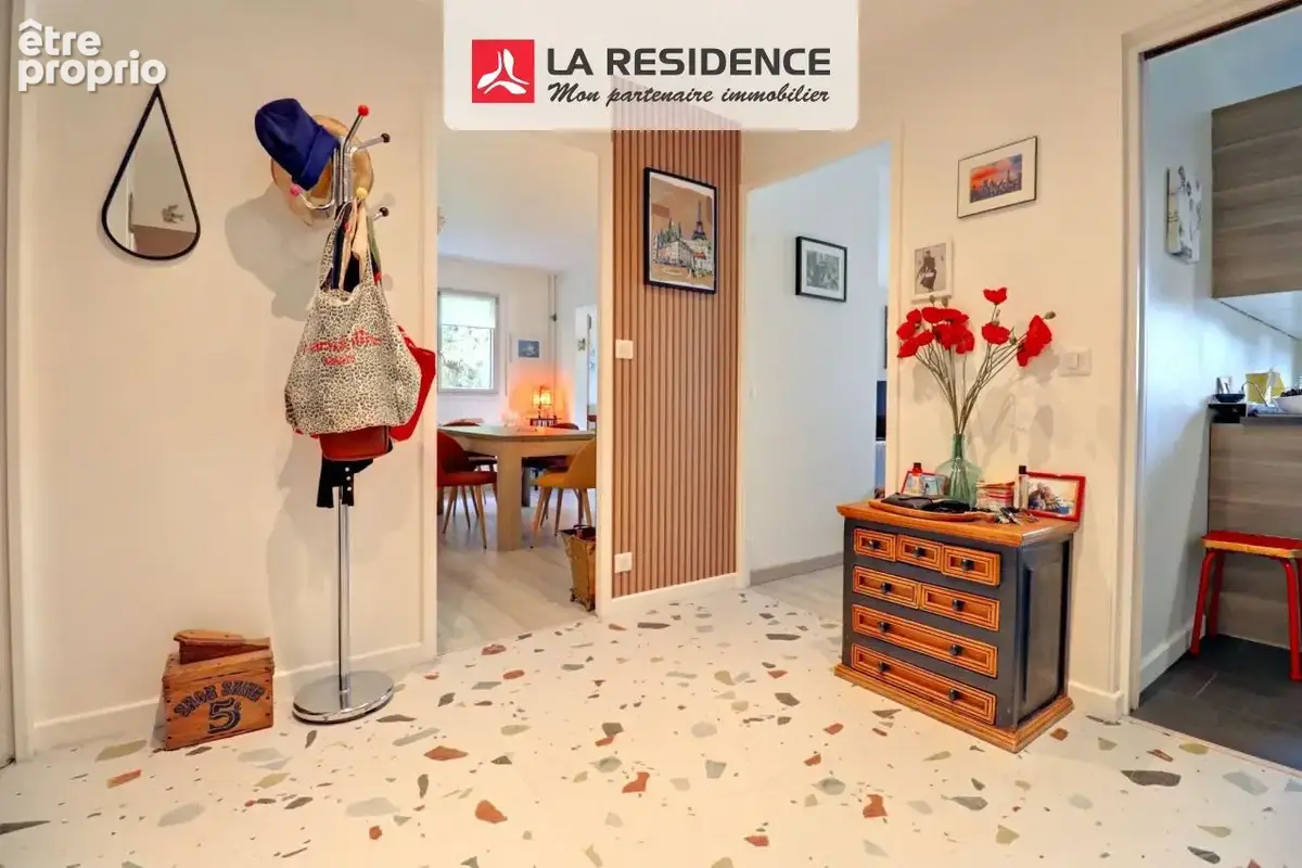 Appartement 4 pièces 81 m² à vendre à Taverny (95150) - photo 2