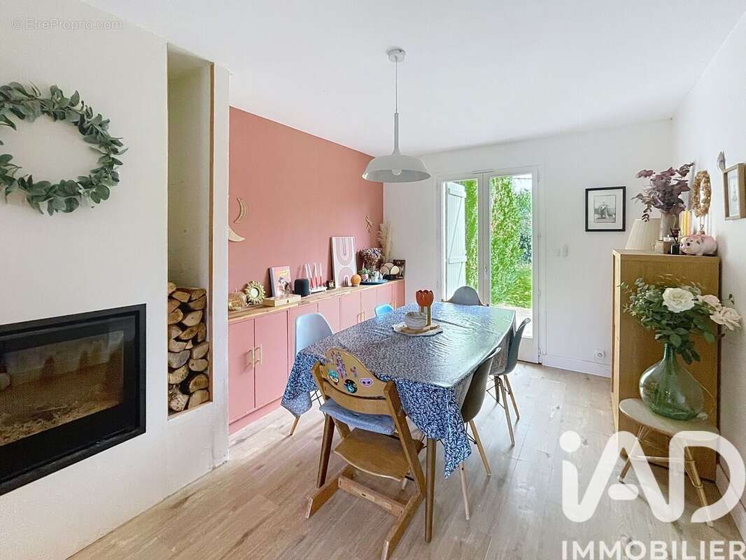 Photo 3 - Maison à RICHEBOURG