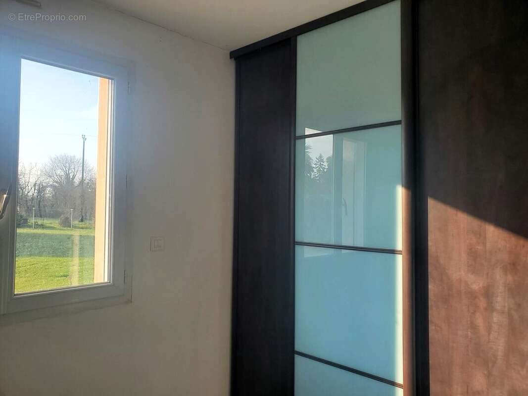 Maison à CHAMPNIERS