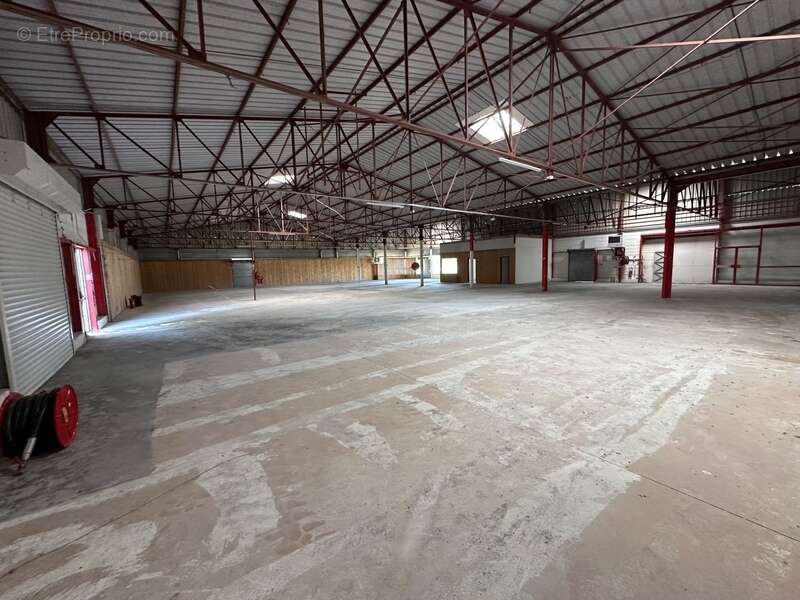 Commerce à VITRY-EN-CHAROLLAIS