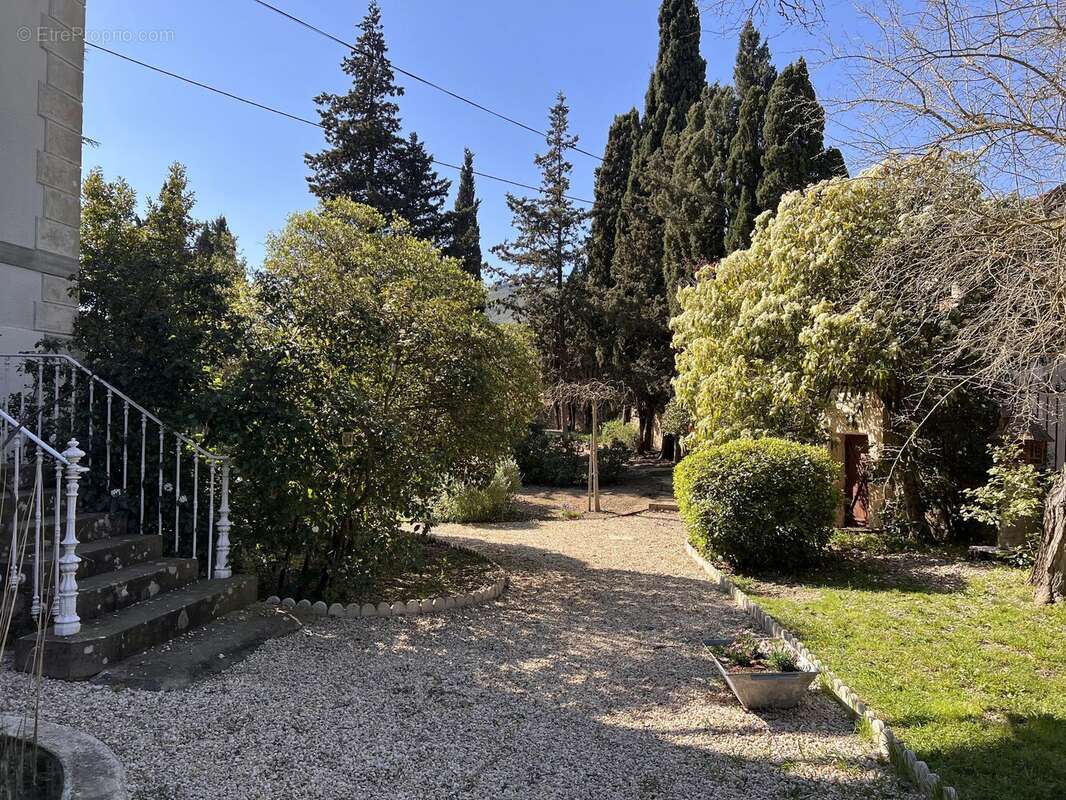 Maison à CARCASSONNE