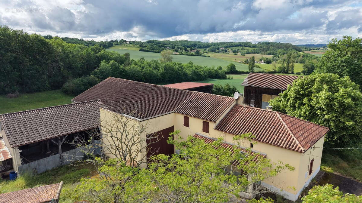 Maison à MONSEMPRON-LIBOS