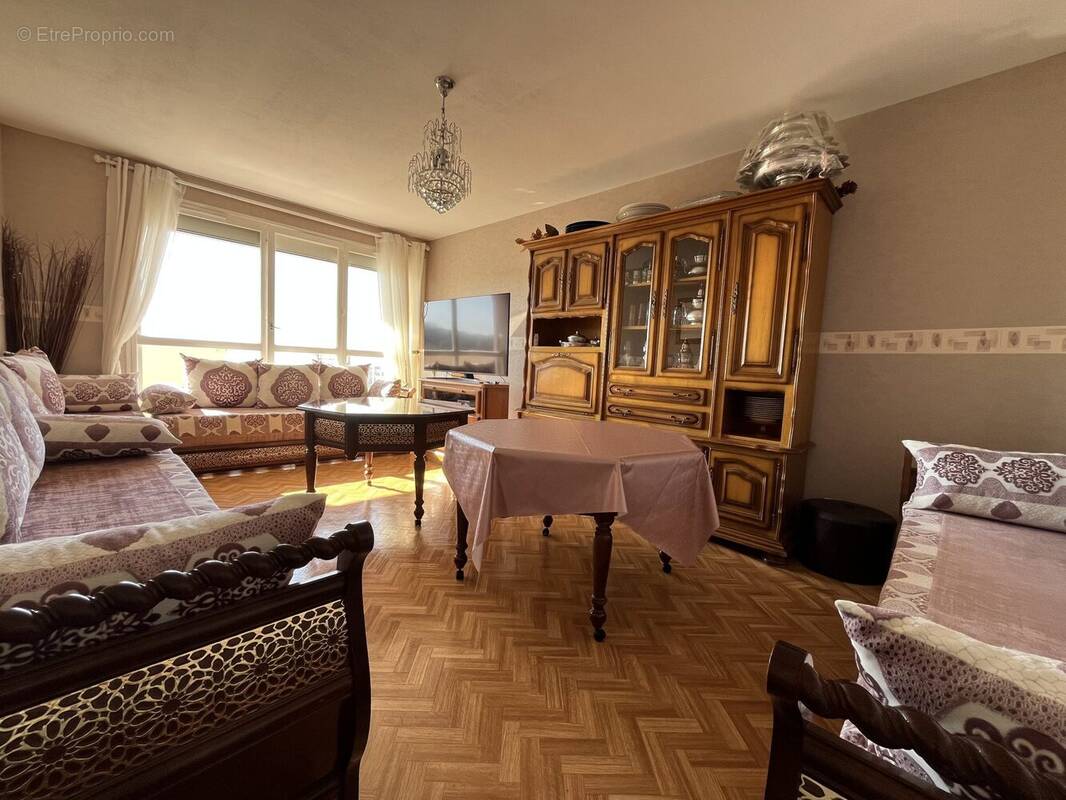 Appartement à TALANT