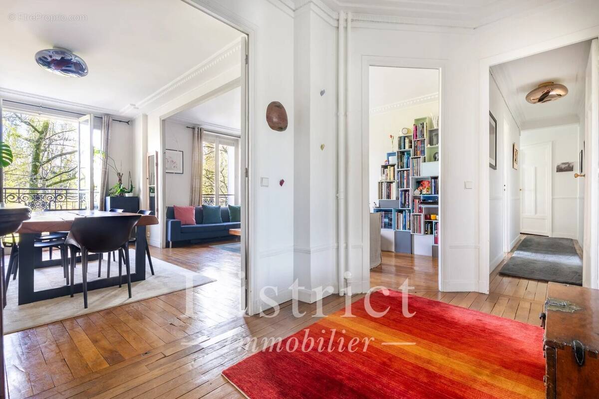 Appartement à PARIS-17E