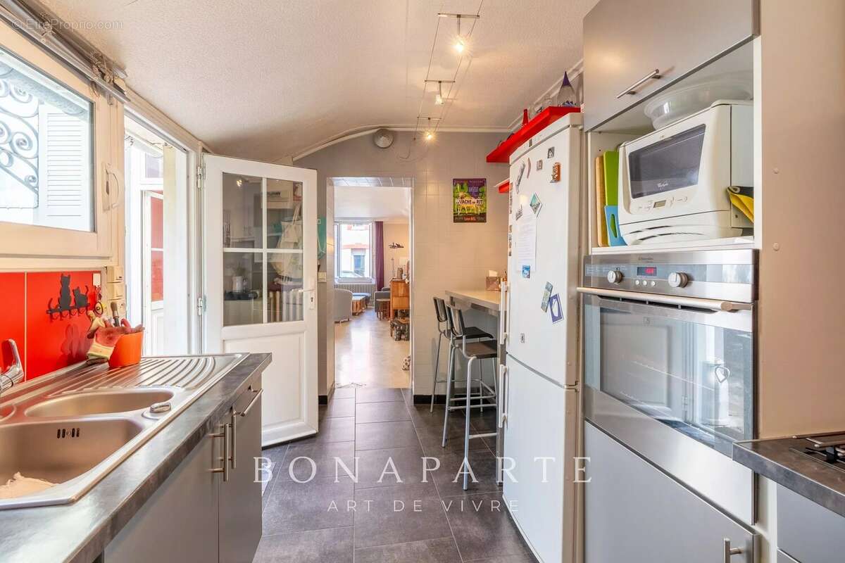 A 500m de la gare et 700m des chantiers/ ideal locatif 7 chambres/ toiture neuve - photo 8