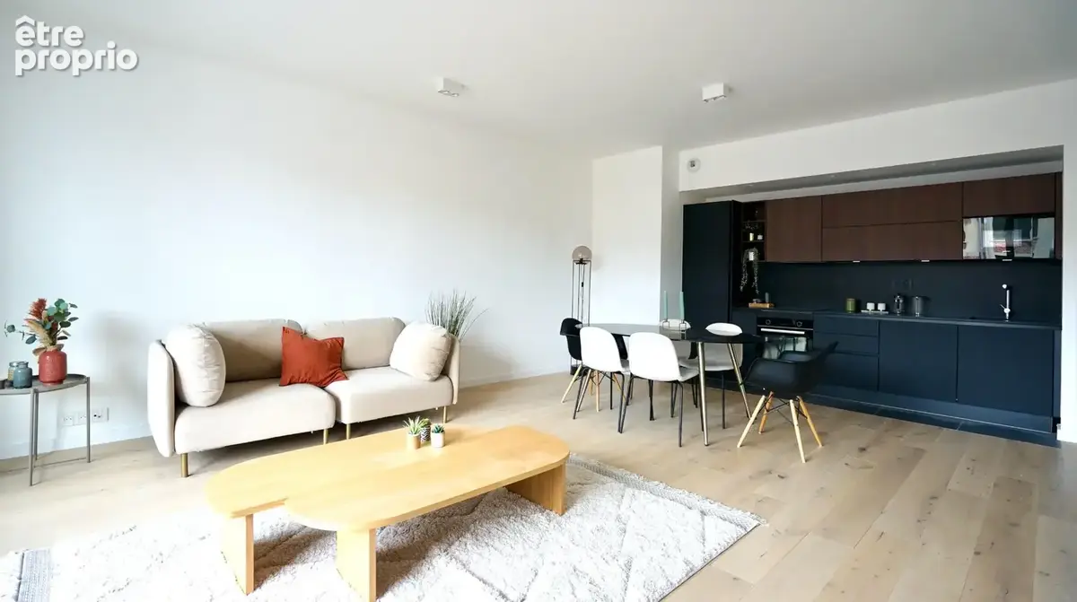 Appartement 92 m² à Lille  - photo 4