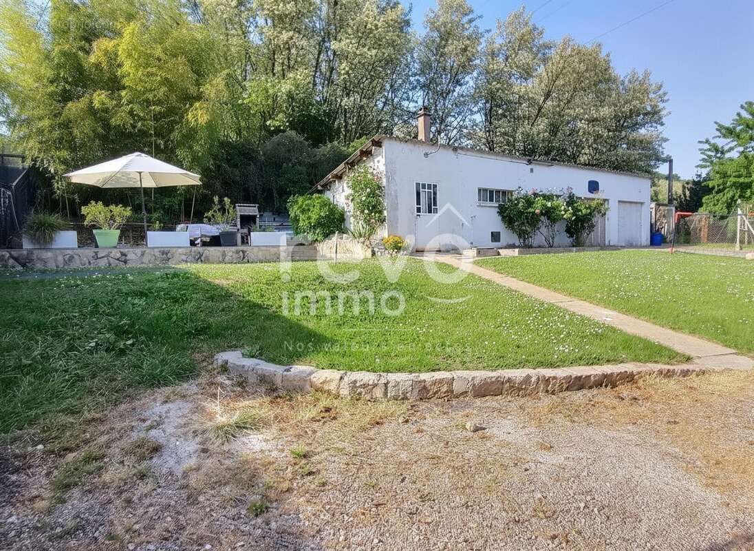 Appartement à LA BOISSE