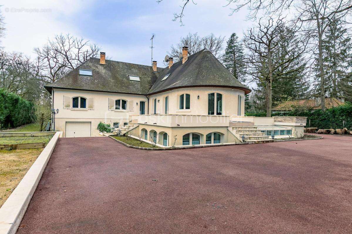 Maison à LAMORLAYE