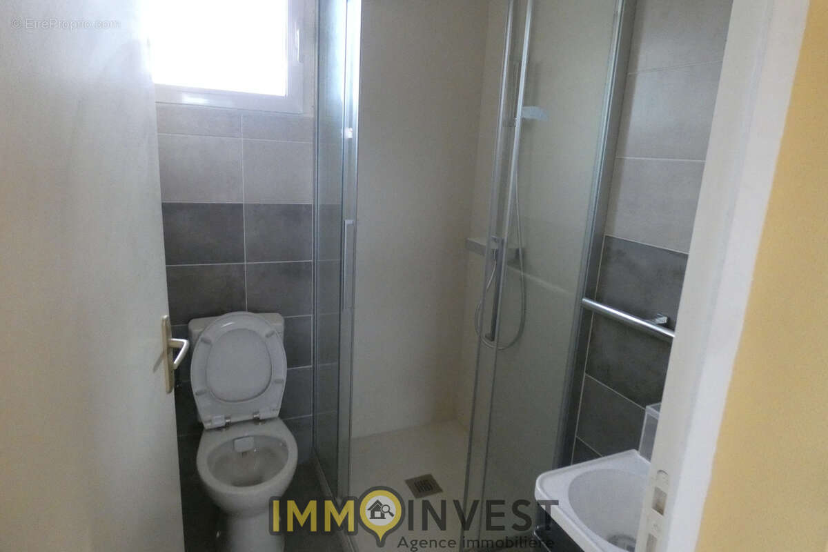 Autre à VERNEUIL-SUR-VIENNE