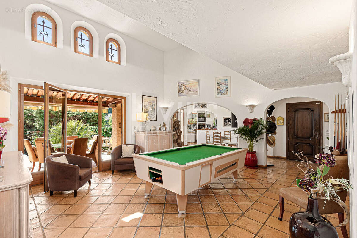 Maison à LA COLLE-SUR-LOUP