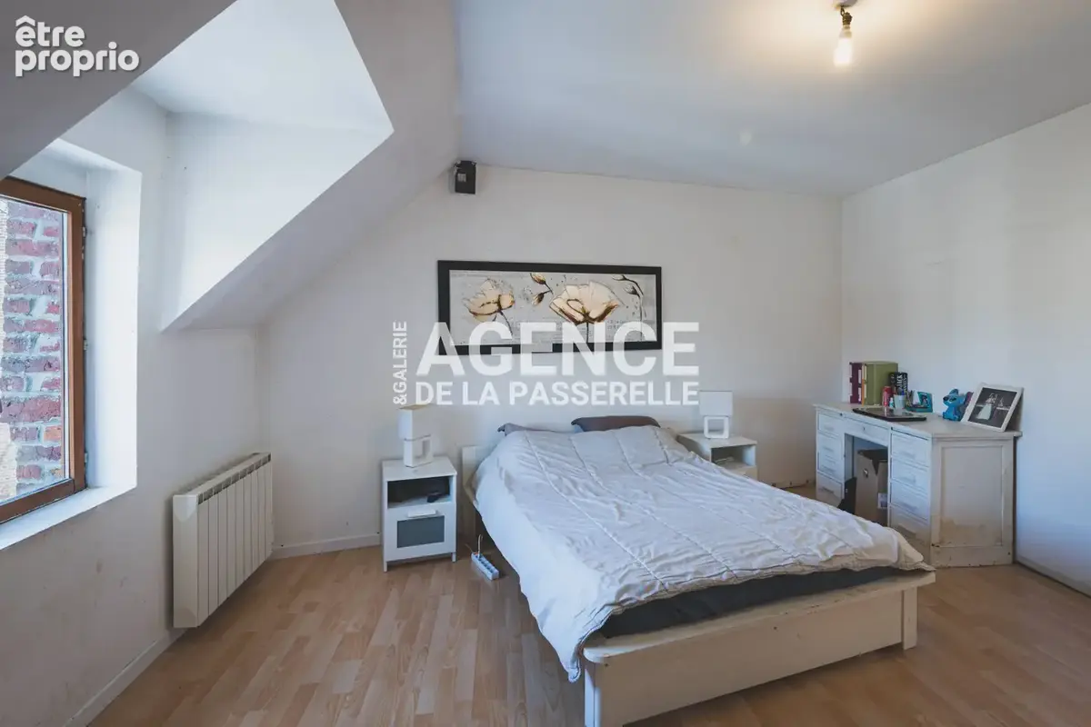 Maison rénovée de 118m2, 4 chambres, jardin et piscine. - photo 27