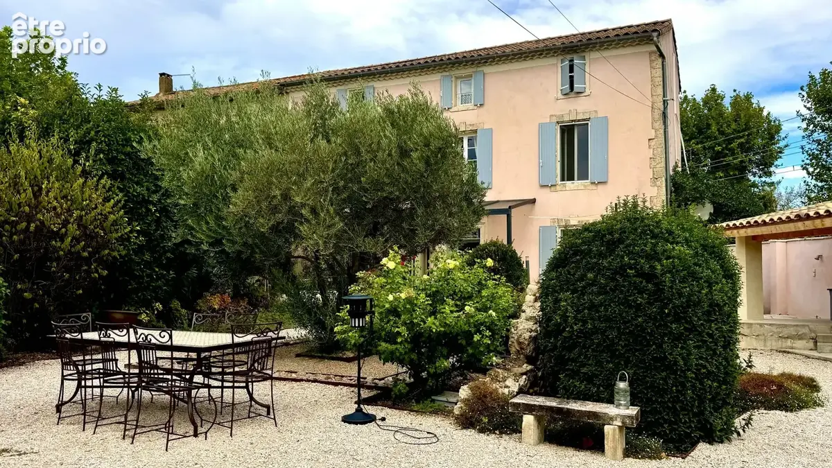Maison 6 pièces 153 m² à vendre à Saint-Saturnin-Les-Avignon (84450) - photo 4