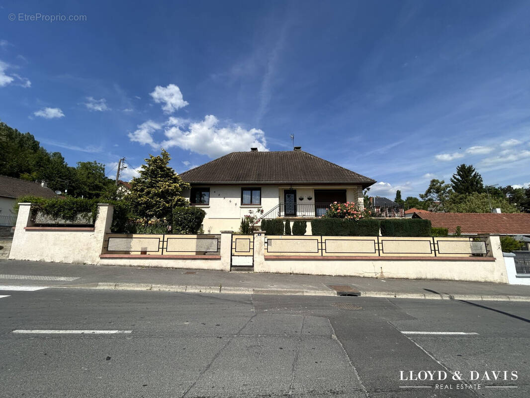 Maison à vendre ! - Maison à VAILLY-SUR-AISNE