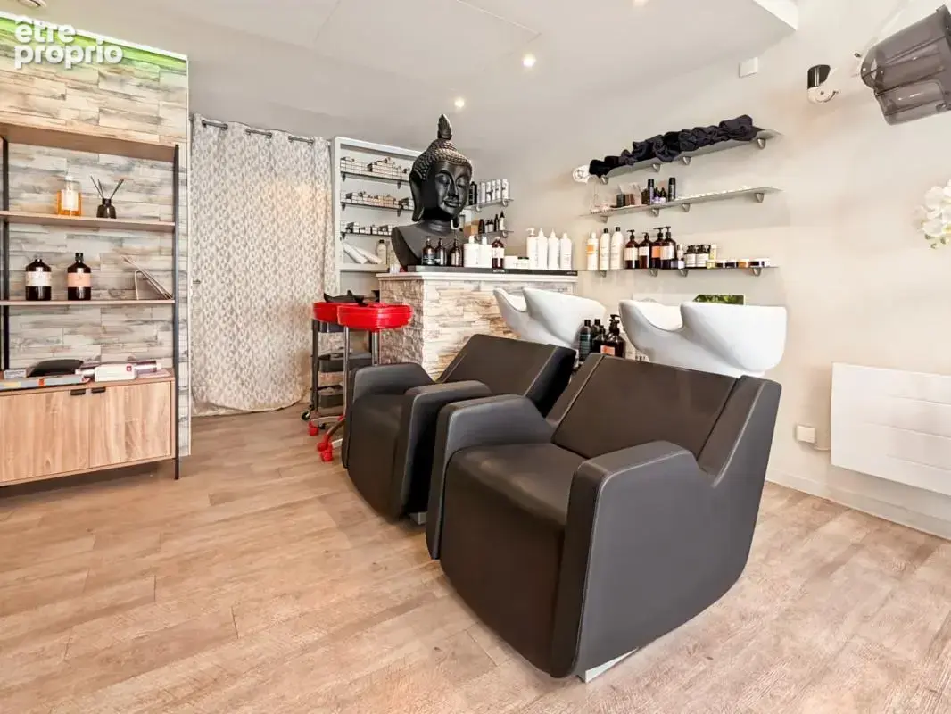 À vendre – salon de coiffure – bel emplacement  centre-ville - photo 6