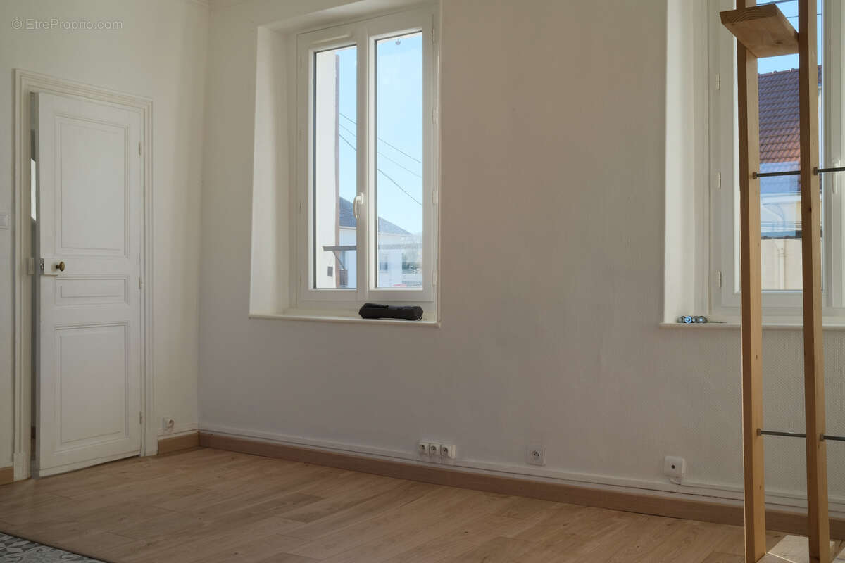 Appartement à CLAYE-SOUILLY