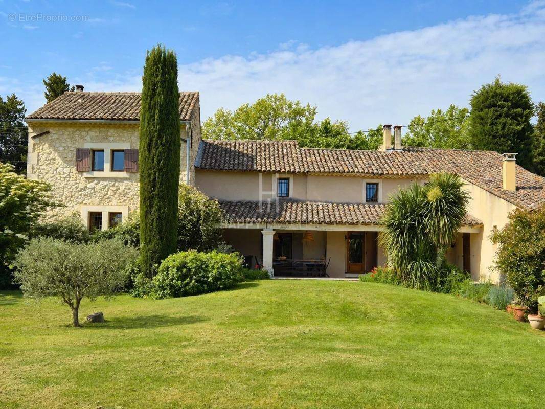 Maison à PLAN-D'ORGON
