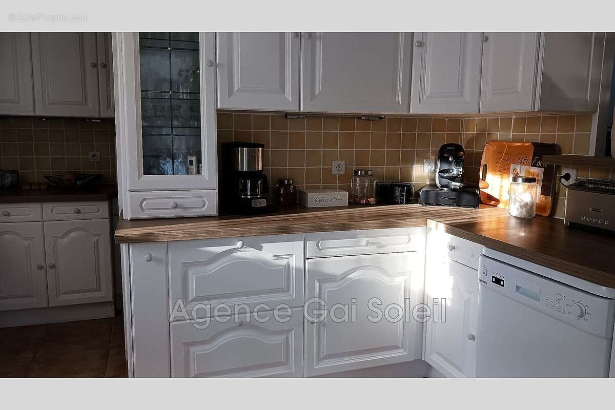 Maison à NISSAN-LEZ-ENSERUNE