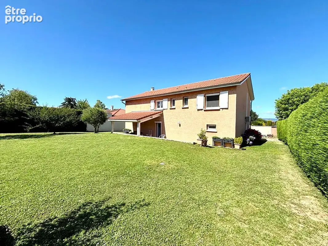 Maison Neuville Sur Saône 4 pièces 90m2 avec sous-sol complet et terrain de 907m² - photo 3
