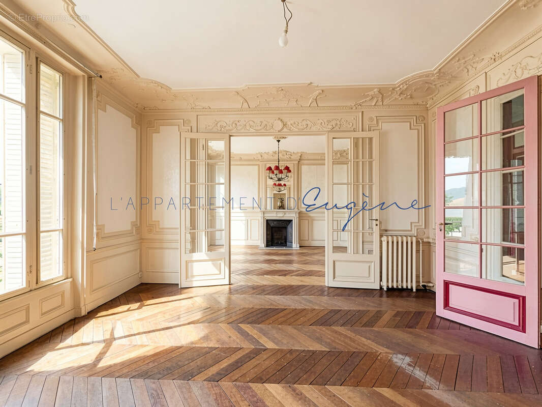 Appartement à PARIS-4E