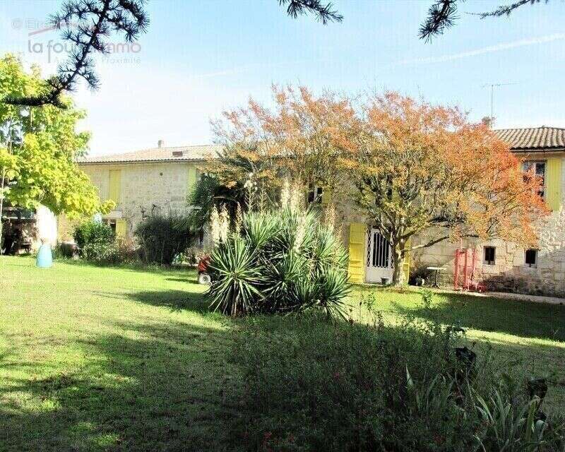 Maison à SAINT-ANDRE-DE-CUBZAC